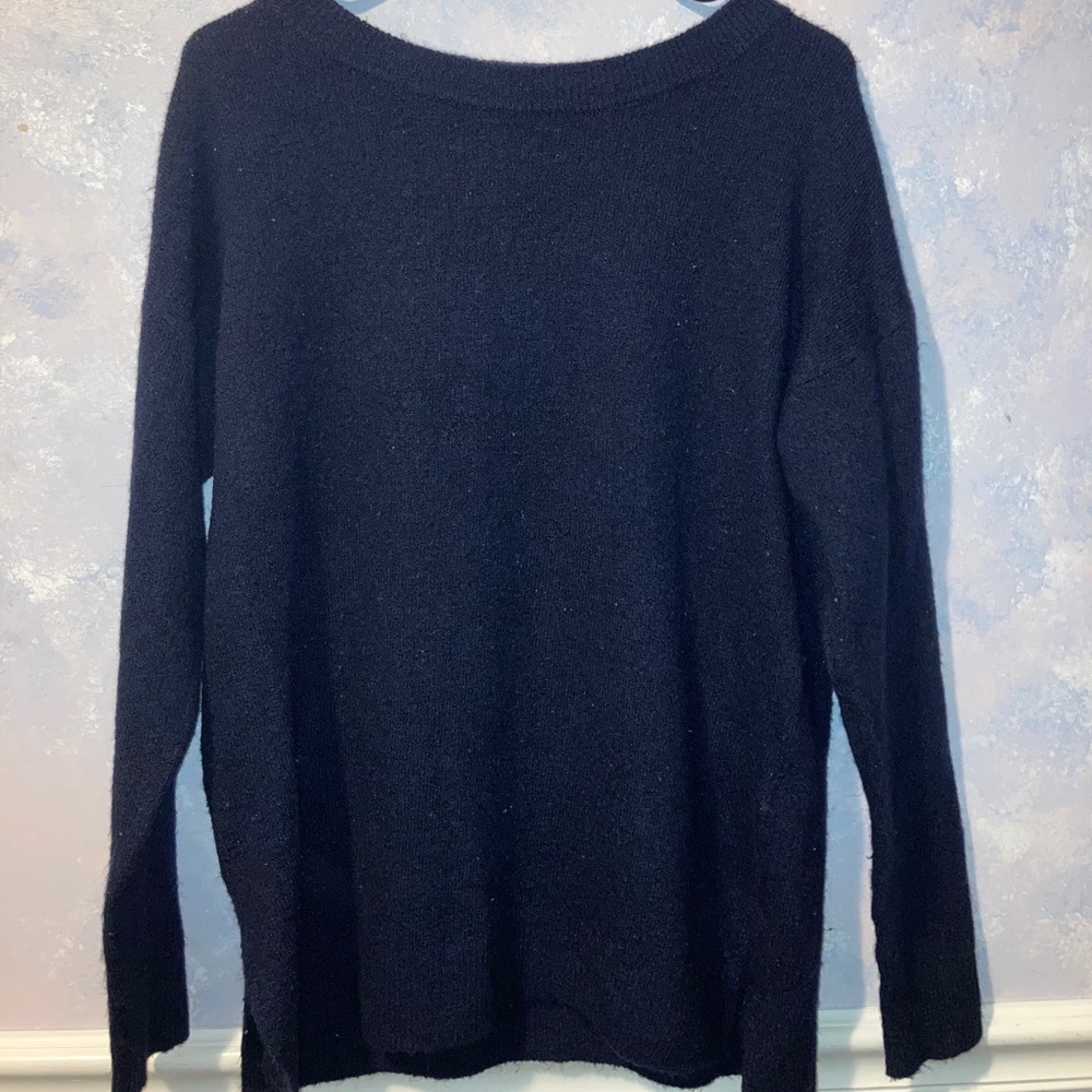 GAP sweater